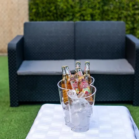 Apartament Homeysuite By Parque Nacoes *