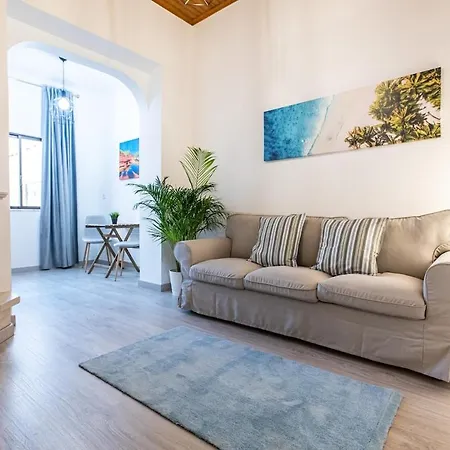 Daire Homeysuite By Parque Nacoes Lisboa